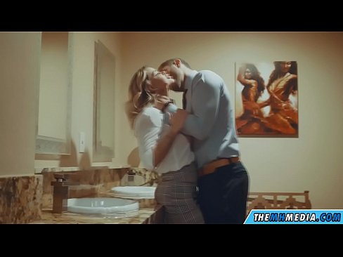 ❤️ Cum busty flava seducit in latrinae publicae Just porn at la.pornma-com.ru